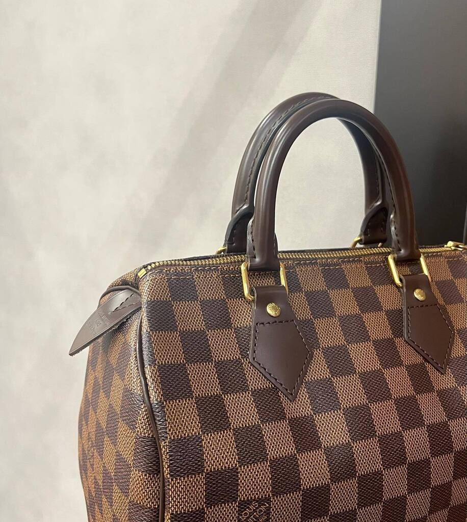 value91_vintage's tweet photo. LOUIS VUITTON https://t.co/x0xFeRTvkV https://t.co/CHcf1j2eXz