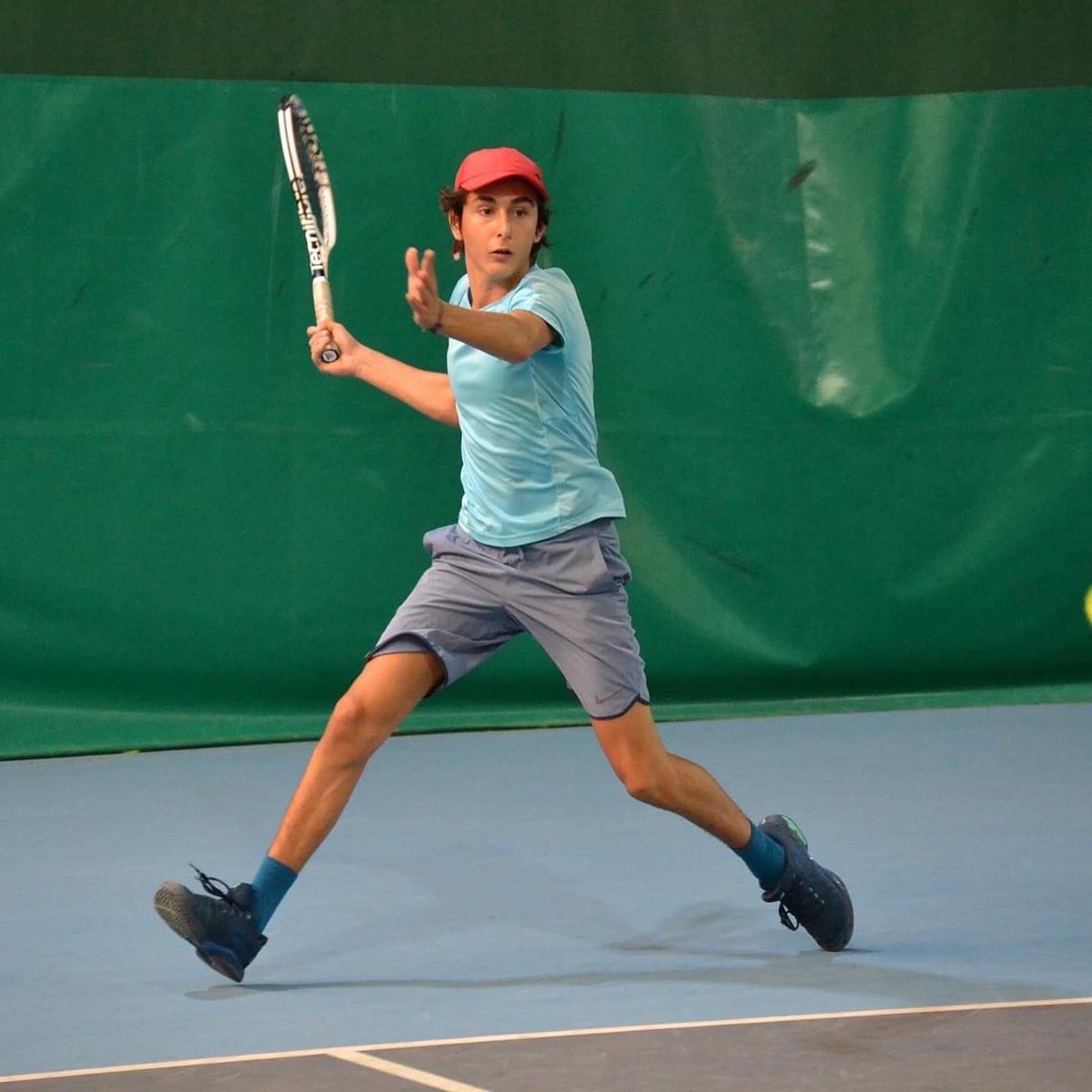 maxmazatf's tweet photo. Retour de compétitions @worldtennis 

LYON 🇫🇷
Honfleur 🇫🇷
PORTIMAO 🇵🇹
VALE DO LOBO 🇵🇹
1/8e de finale face à un nom bien connu #Tsitsipas, en 3 sets. Et parcours jusqu’en demi-finale en double ✅
.
.
 #mmcoaching @maxmazatf  @LACOSTE @tecnifibre @FFTennis #tennis #performance https://t.co/yxtLS84CpH