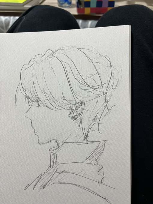 久々に鉛筆を握った 