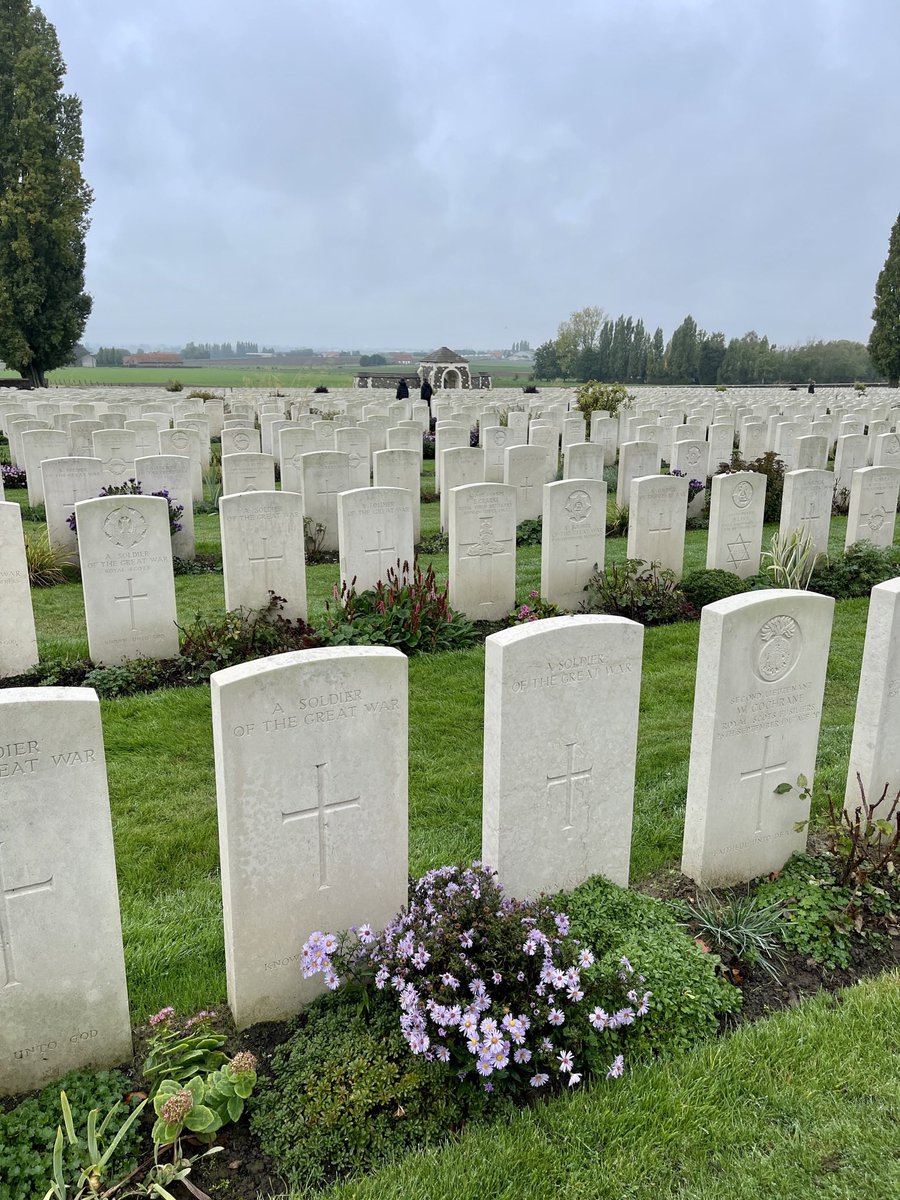 missgunnell's tweet photo. Our first battlefields day trip since 2019 took place yesterday. A reminder of how special this trip is and how much the students get from the day. Same again next Friday! https://t.co/AZbt2Ifltf
