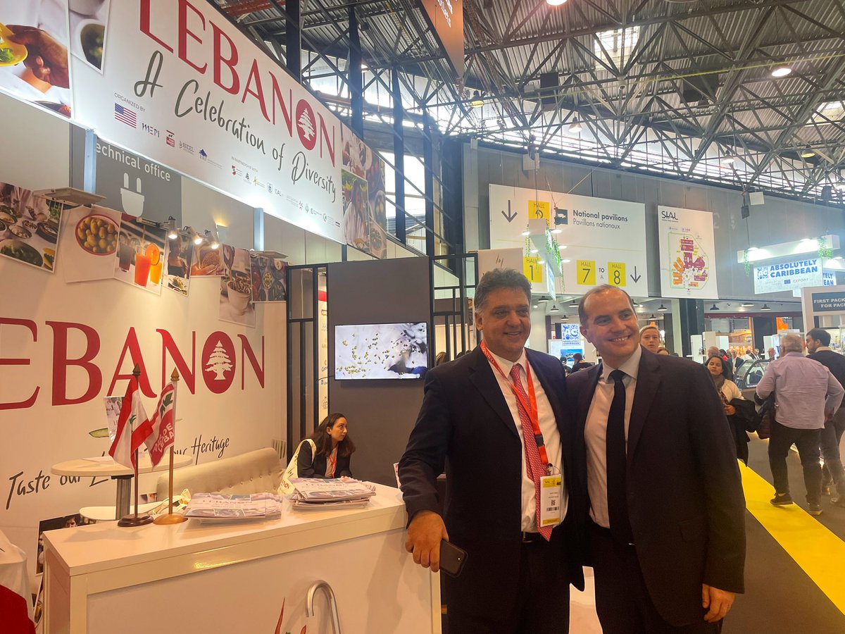 MaxenceDuault's tweet photo. Quel plaisir d’être présent pour l’inauguration du pavillon libanais 🇱🇧 au @sial_paris. 
Le @MerefCCIFL aux côtés des  entreprises libanaises pour les connecter aux distributeurs français. #SIALParis https://t.co/2pW9HmcDFu