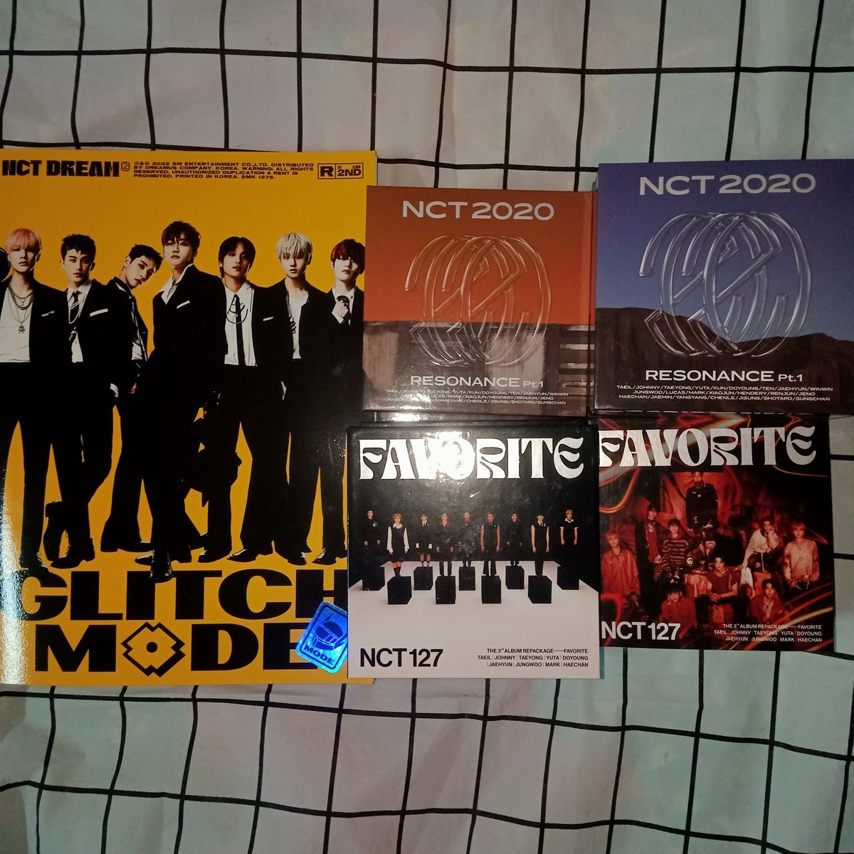 PADADAPH's tweet photo. [#PADADAOnhands] 
WTS LFB PH 
NCT unsealed albums 

- Khino P50 ea, Glitch mode P65 
- Onhand and Ready to ship 
- DM TO BUY https://t.co/stwUcMx0go