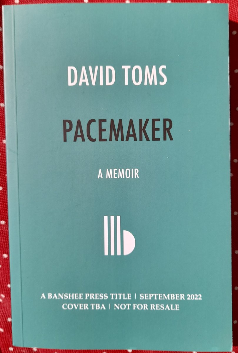 ravenbooks's tweet photo. On the first day of #IrishBookWeek☘, my #NextIrishRead is @daithitoms's Pacemaker. @bansheelit kindly sent me a proof but the finished book is a gorgeous little hardback, I do love thoughtful book design. https://t.co/QDzUfXsdLB