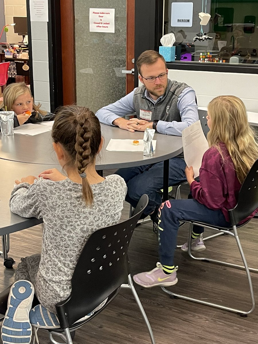 Lori Vanover tweet media