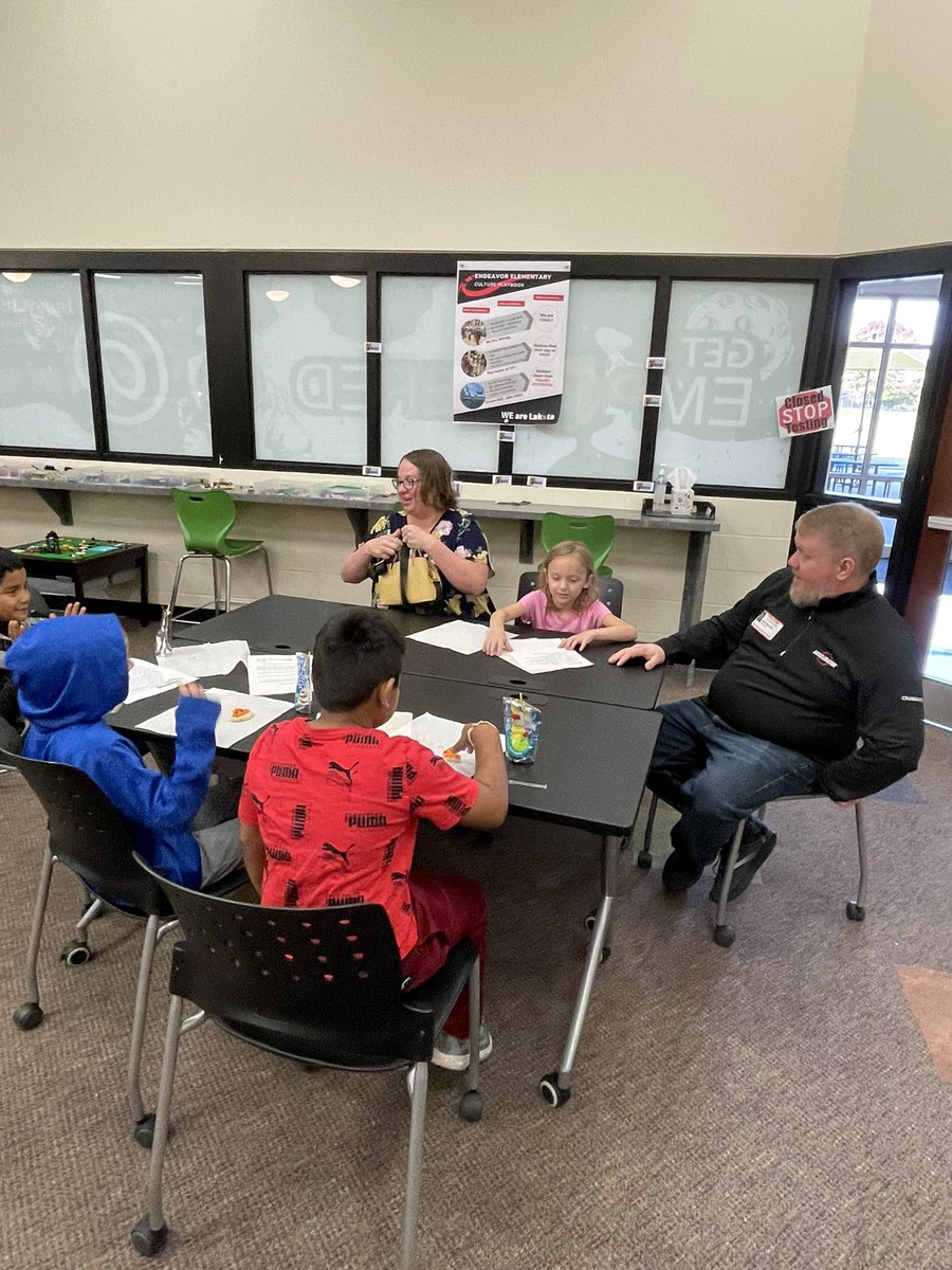 Lori Vanover tweet media