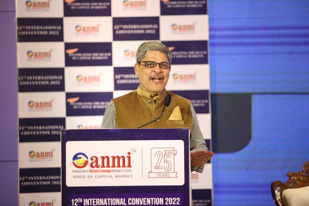 Glimpse of Mr. <a href="/arun_raste/">Arun raste</a> , MD &amp; CEO, NCDEX speaking during inaugral adress of <a href="/OfficialAnmi/">ANMI</a> 12th International Convention 2022 on the topic " Reach of Capital Market- Reforms propelling the Growth Trajectory".
#IOSCOWIW2022 #WorldInvestorWeek #sustainablefinance #WIW2022