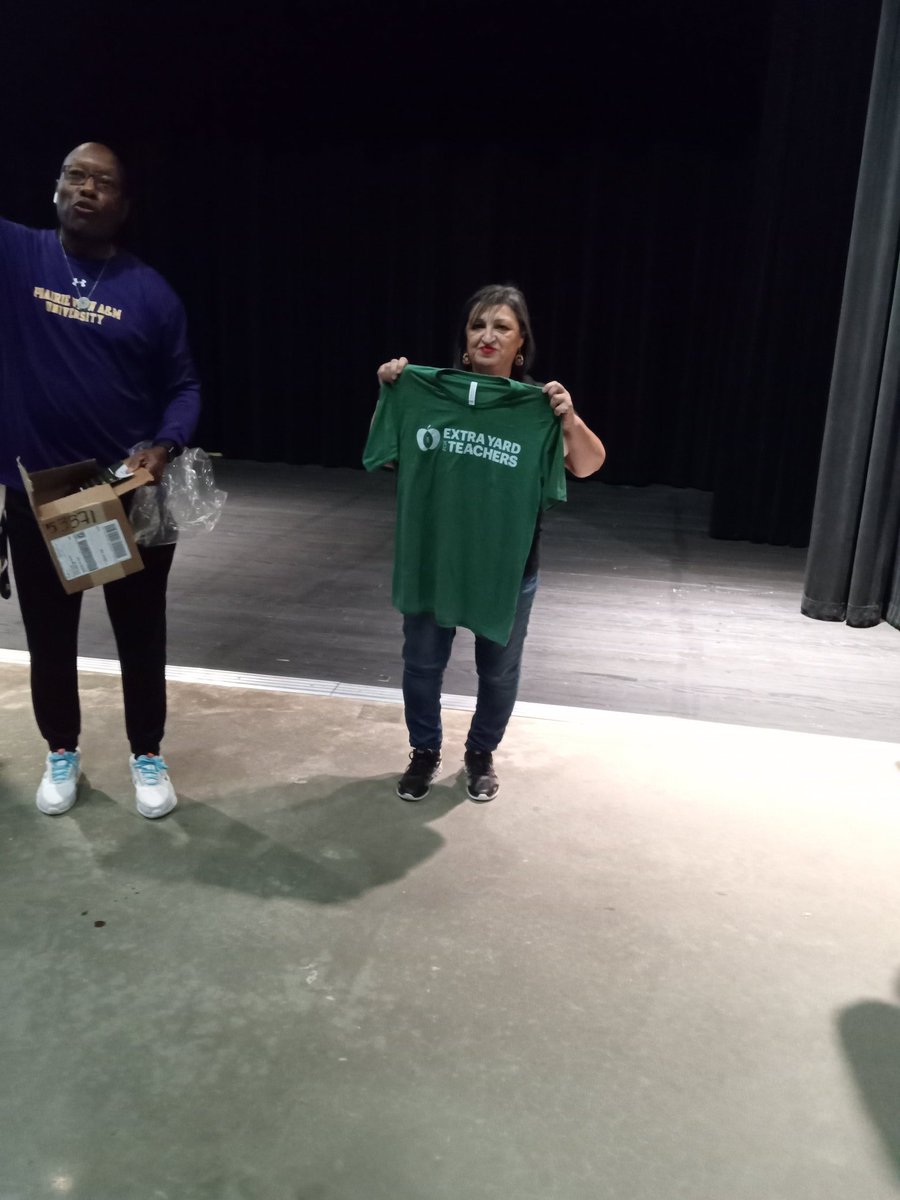 DrGrover2's tweet photo. Celebrating Hispanic Heritage Month at the Forest! #northforesthighschool https://t.co/202T6fP4oU