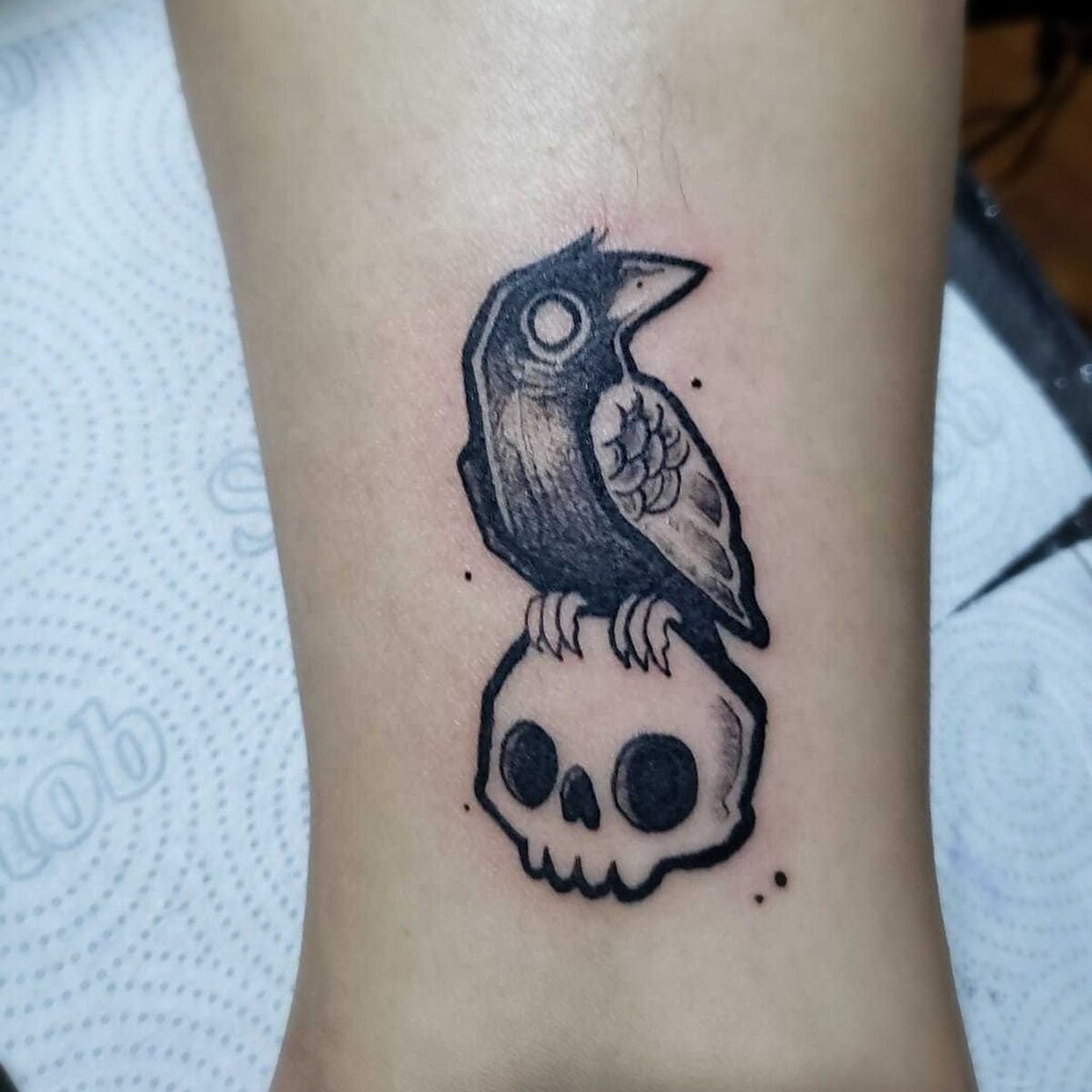 malkavian666's tweet photo. #crow #crowtattoo #art #ink #tattoo #tattoos #tattooideas #tattoodesign #instatattoo #tattooink #tattoos_of_instagram #tattooartist #tatuagem #bodyart #bodyarttattoo https://t.co/gBaU4AODJ6 https://t.co/qkT6RDH4GU