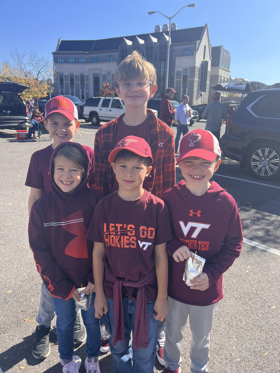 VTGRAD2X's tweet photo. Let’s Go Hokies!!! @HokiesFB  beat Miami!!! #vtfanphoto #gohokies 🙌🏻 #firstgameatlane @AllenHancock2 https://t.co/H1NaFaH4Fl