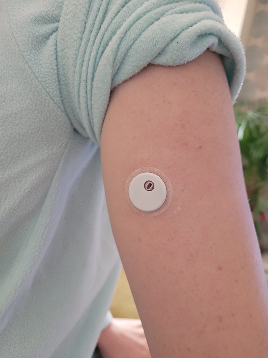 AutumnKym's tweet image. Trialling the Libre 3 starting today (thanks to my diabetes centre). Sensor is a lot smaller and I won&apos;t need to scan!  Auto sends my bg to my phone via Bluetooth. Have come  a long way from finger prick testing! #Type1andTech #type1diabetes