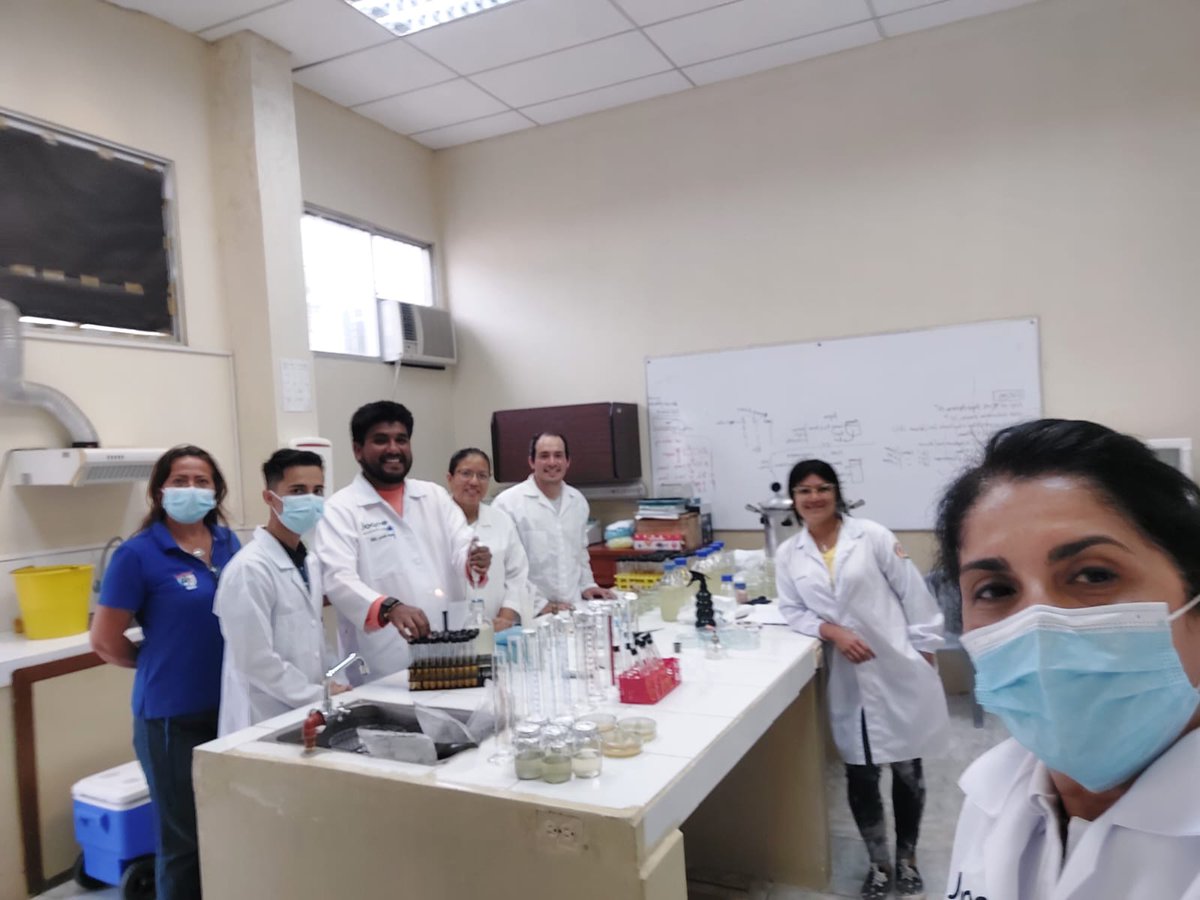 OswaldoGomezS's tweet photo. @oikossokio: RT @oikossokio: Investigadores y estudiantes de @espol y @UTMManabi comparten actividades de investigación en el marco del convenio de colaboración académica entre ambas instituciones. @fcvespol @CADS_ESPOL @DEC_INV_ESPOL @PantaVelez @SofiCa… https://t.co/lkZ02JfwWw