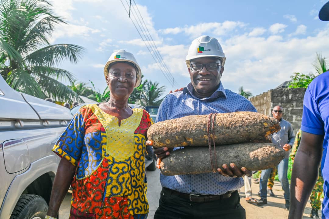 Few days ago, it was an emotional outburst for me when I received such precious gift of food at one of my visit to Bodo community. As the saying goes, whoever gives you food gives you his/her heart.