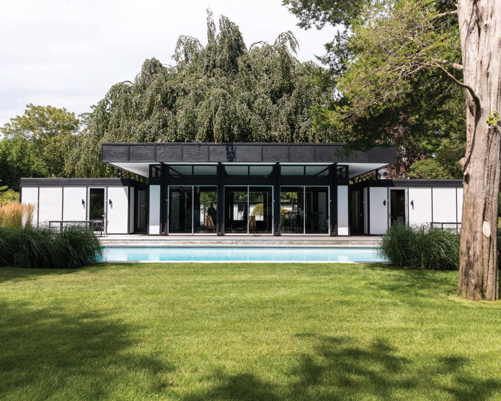 TobyShort_art's tweet photo. Collector #LisaPerry Hopes to Highlight #WomenArtists with New Space in East Hampton: #art #artwork #artlover #originalart #artist #instaart #instasculpture #artoftheday https://t.co/HfRJh3HDnq https://t.co/1pIJnmvrCi