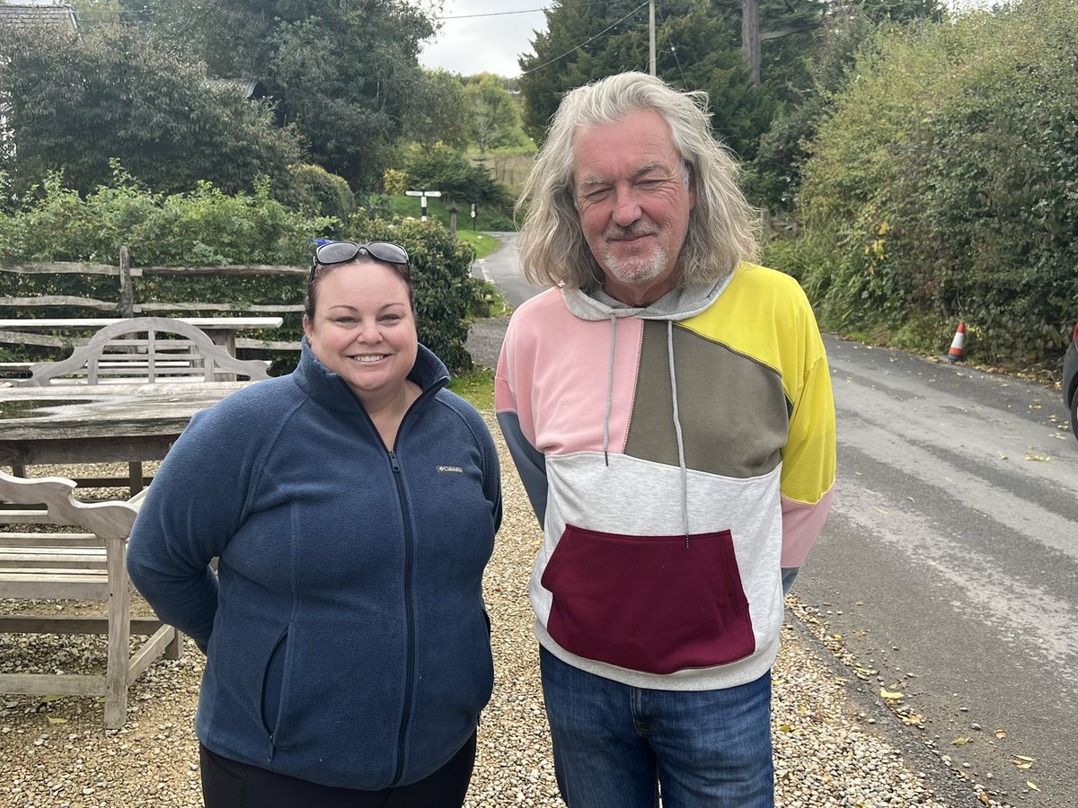 seasarawrite's tweet photo. I met @MrJamesMay today at his pub. He chatted with me. Took a picture with me. Said the word “cheese.” Bought me a glass of wine. My entire trip was worth this moment. https://t.co/QBgqN5bbBF