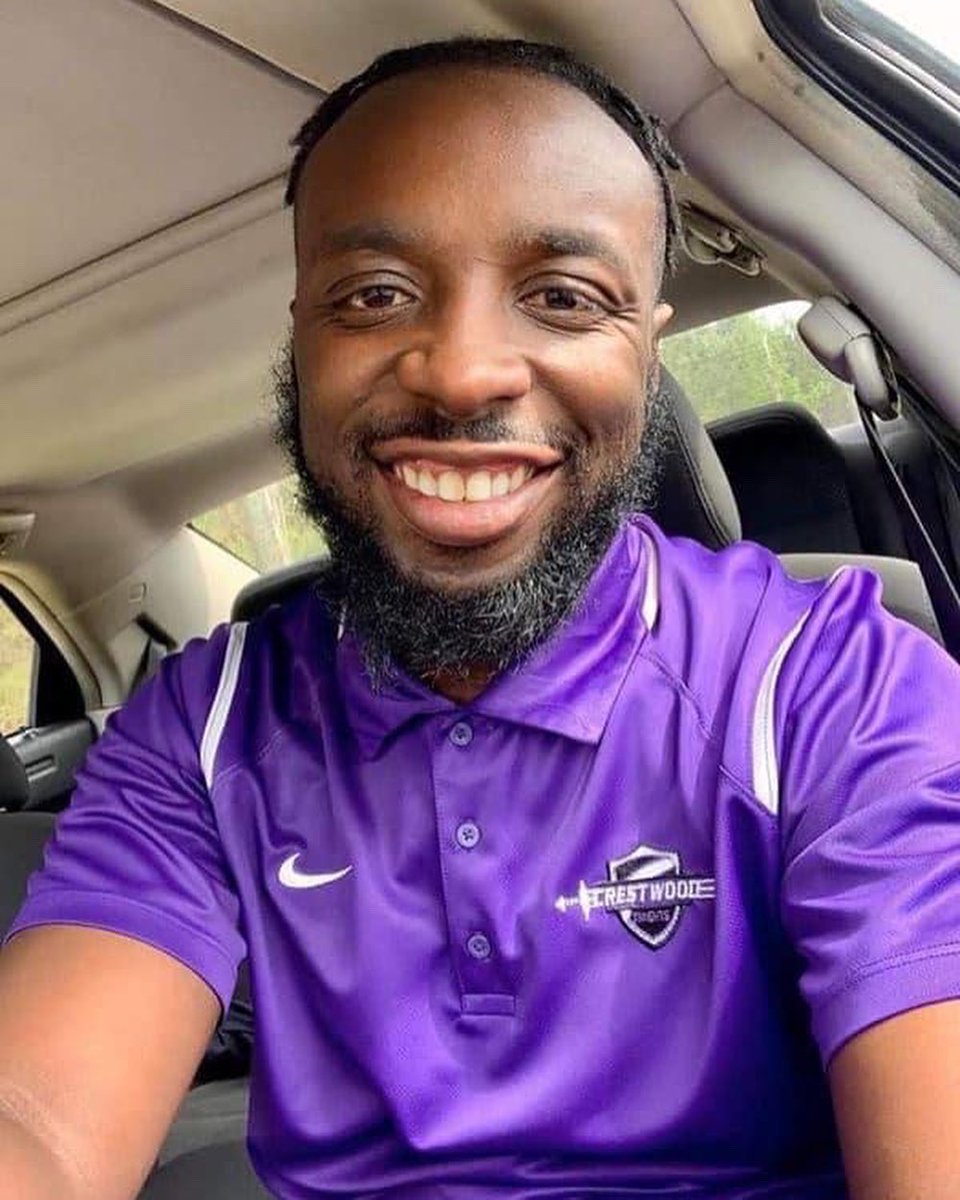 aeopsc's tweet photo. Congratulations to our very own AEOPSC TREASURER for being a recipient of the Best of the Top 20 under 40💜 We are proud of you @kelvinhastie @aeopsc @TamaraCollier24 @rose_epiphany @mccloud_arlene @CLenoirG https://t.co/QByeyULCKt