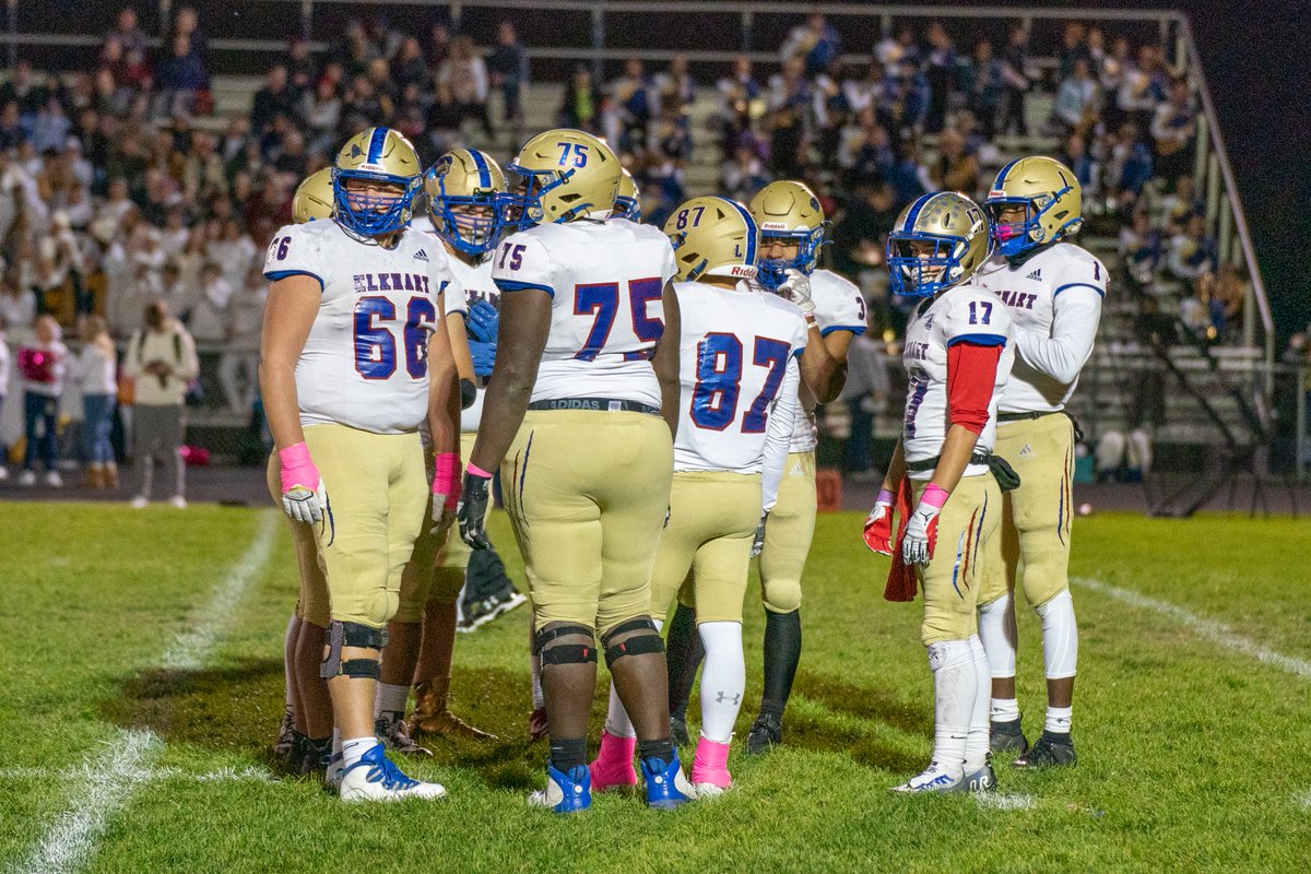 ElkhartNight's tweet photo. Shots from our Lions vs New Prairie.   Set: 1 @coachsaintlouis @ElkhartLionsFB @ElkhartHSSports @Fbtcoach @BallCoachMiller @hockeypimp17 @ElkhartClub #PTP https://t.co/oMzVIHfVK5