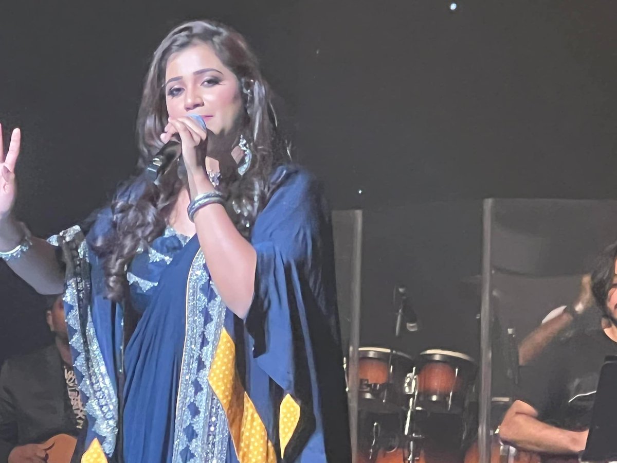Surma_SG's tweet photo. Stunning Shreya♥💛
#LiveInPerth
#20YrsOfSG https://t.co/saoCprWHs5
