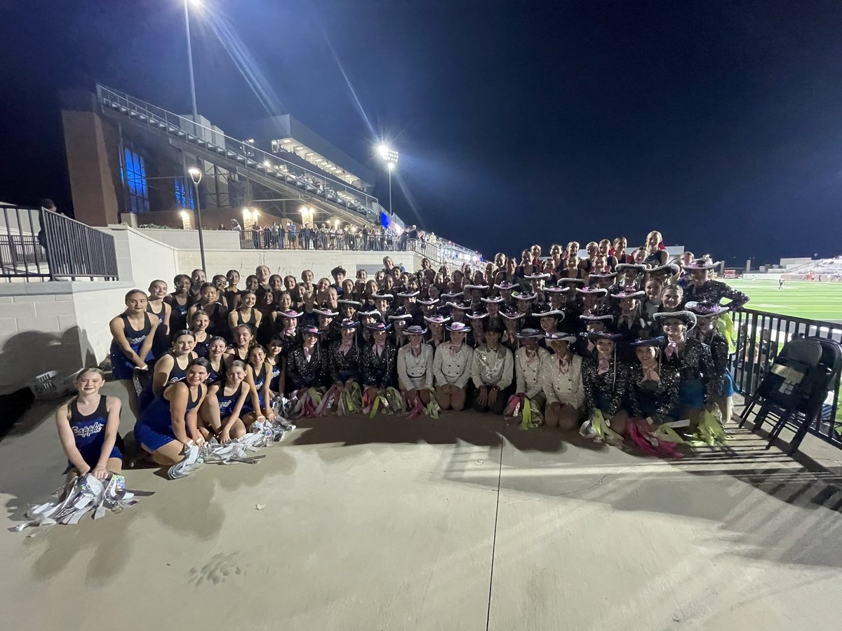What an amazing night!  Such a great experience dancing at halftime with our sister schools @RmsEmeralds and @HaysSapphires #sistersandbrothers #heartofthehill 💙💚 @JohnAlstrin @RockHillMedia @RockHillHS