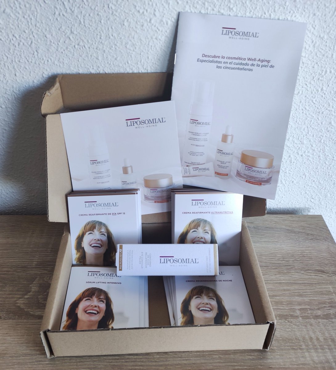 He sido seleccionada en la campaña de <a href="/sampleo/">Sampleo</a> para probar Liposomial Well-Aging  en su campaña Ritual Liposomial Well-Aging, he recibido el contorno de ojos rellenador en tamaño real y unas muestras!
#prolongatubellezanatural 
#cosmeticawellaging #cincuentañera #unetealwellaging
