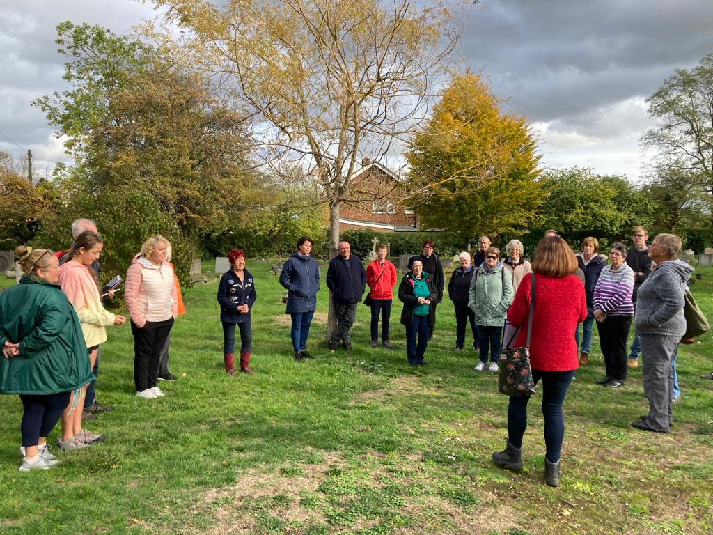 Quick briefing before going wild! At the Messy Church Goes Wild Roadshow Hornchurch. #MessyChurchGoesWild <a href="/PoHornchurch/">ParishofHornchurch</a>