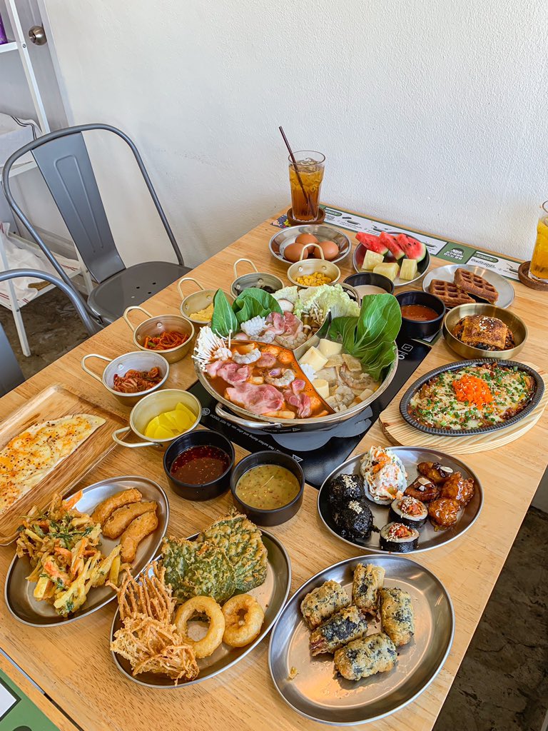 𝐼𝑡𝑎𝑒𝑤𝑜𝑛 𝑇𝑜𝑝𝑜𝑘𝑘𝑖 𝐵𝑢𝑓𝑓𝑒𝑡🥢🇰🇷✨ บุฟเฟ่ต์ต็อก+ชาบูที่ถูกและดีที่สุดในตอนนี้ ราคาแค่คนละ 250 เน็ตไม่จำกัดเวลา‼️ จัดเต็มทั้งต็อกปกกี ชาบู สามชั้น กุ้งแกะ ของกินเล่นก็จัดเต็มเว่อ ทั้งชีสกิมจิยืดๆ พิซซ่าชีส ของทอด คิมมารีและอีกเพียบบ
<a href="/aroii/">@aroii บอกต่อ</a> <a href="/ReviewAroii/">รีวิวอร่อย</a> #อร่อยบอกต่อ