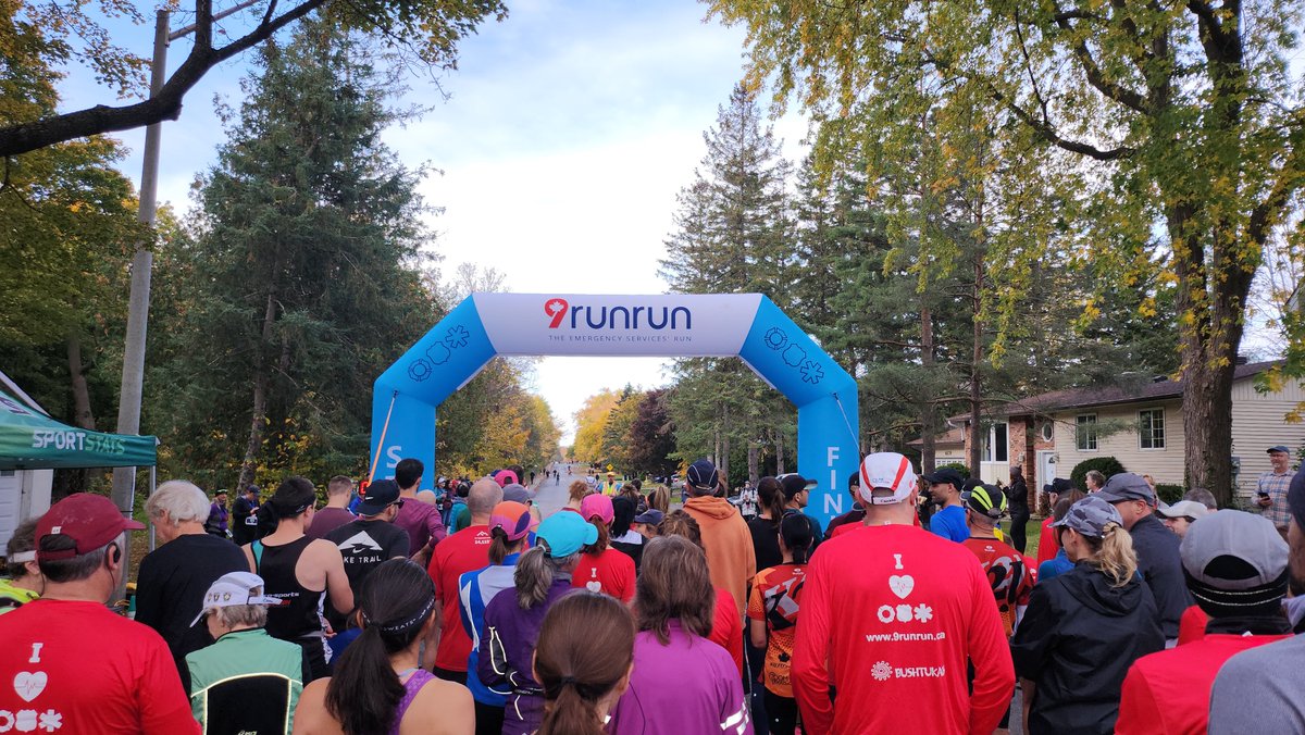 Eric_Lamoureux_'s tweet image. Thank you @OttawaPolice, @OttawaParamedic, @OttFire, and the many volunteers and organizers for hosting the @9RunRun today. What a beautiful day!! #9runrun