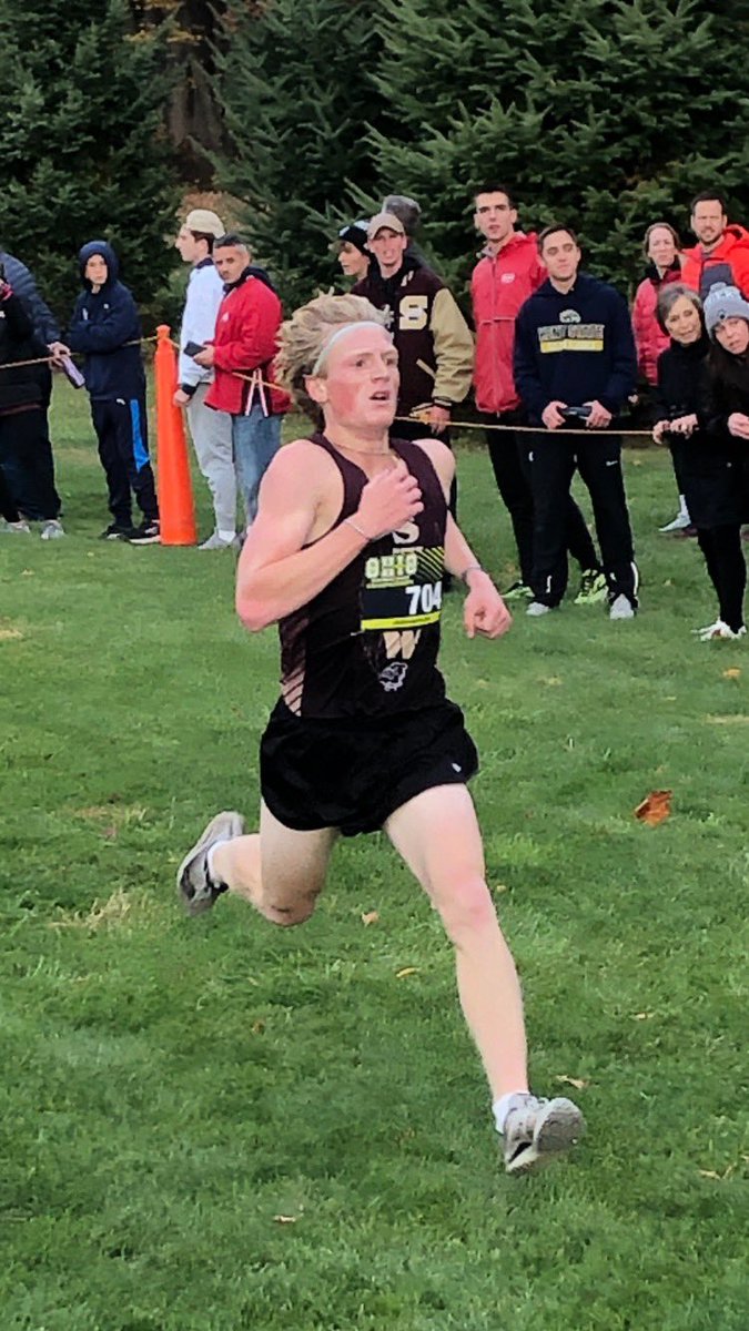 Congratulations to Micah Bentley on his first place run at the Suburban League Championships!!