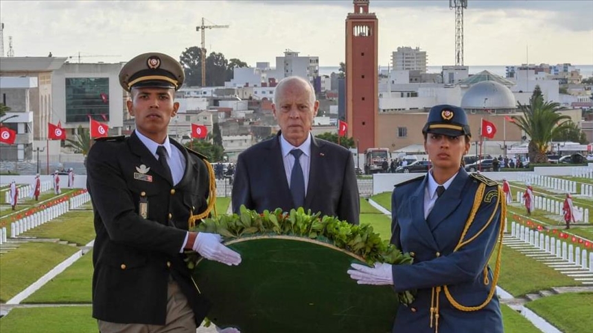 AL24Francais's tweet photo. #Tunisie: #Kais Saïed préside la #commémoration du #59e anniversaire de la #Fête de l'évacuation à #Bizerte https://t.co/eudb4fjkTO