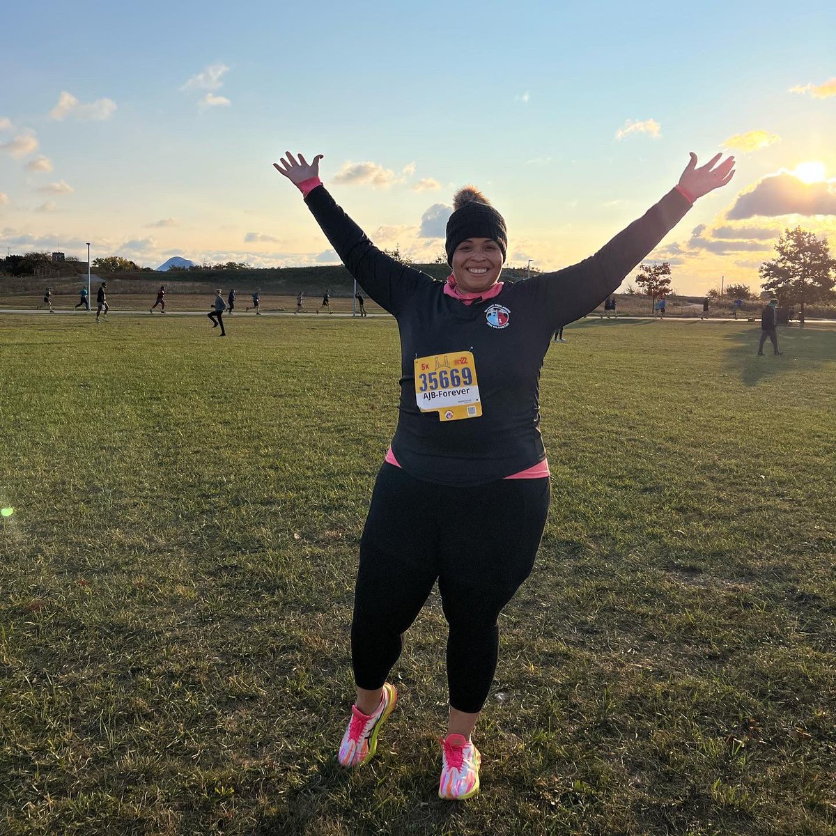 RevSherisse's tweet photo. “But SHE who waits upon the Lord shall renew HER strength; SHE shall mount up with wings as eagles; SHE shall run, and not be weary; and SHE shall walk, and not faint” (Isa. 40:31)

In honor of my grandmother, I ran. 
#healthywellstrong #detroitfreepress #5k #ajbforever https://t.co/GZOkOR4dzR