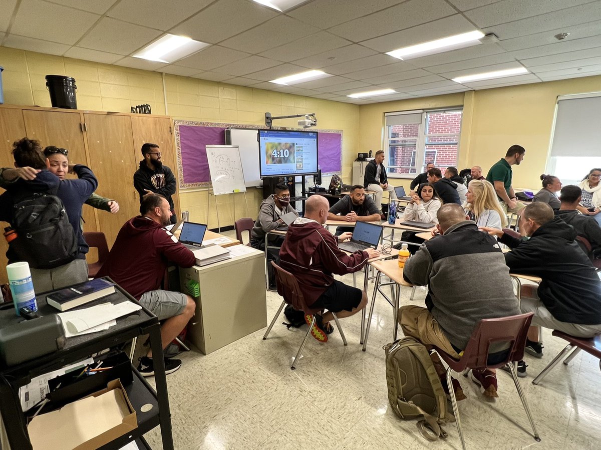 TUPSchools's tweet photo. EdCamp this week was a great success! Thank you to  @RHutch610 and @drjeremyc what a great day it was! #WeareproudofU https://t.co/3iutWjn8ZH