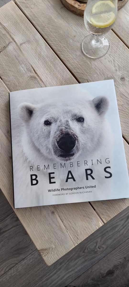Ellen_Amsterdam's tweet photo. Incredible book again, so beautiful! #rememberingbears, #wildearth https://t.co/DhSKD0oUpz