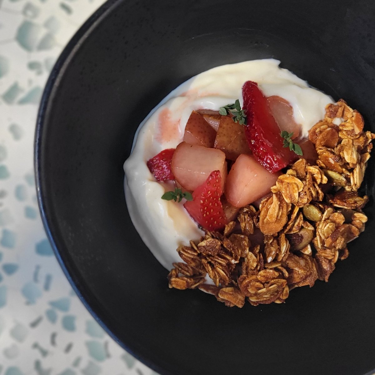 🍓 New dessert alert! 

Get your Saturday started off with our newly added BERRY PEAR-Y CRÈME, made with whipped yogurt crème anglaise, honey-almond granola, marinated pears + strawberries. #Trova