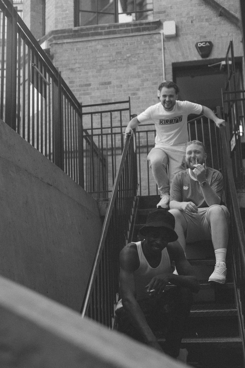 Underdogmedia1's tweet photo. Blem Crew, Inside 

@KirbyT_DJ @XP_BURSTGANG @Phidizz @chowerman @lewisdmedia 

Make sure you lock into @KirbyT_DJ new YouTube channel (https://t.co/OxeLEutyYp) https://t.co/1V5W09dRMN