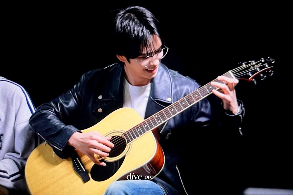 seriwoothinker's tweet image. 🐺🎸🐻

#우림즈 #세림 #우빈