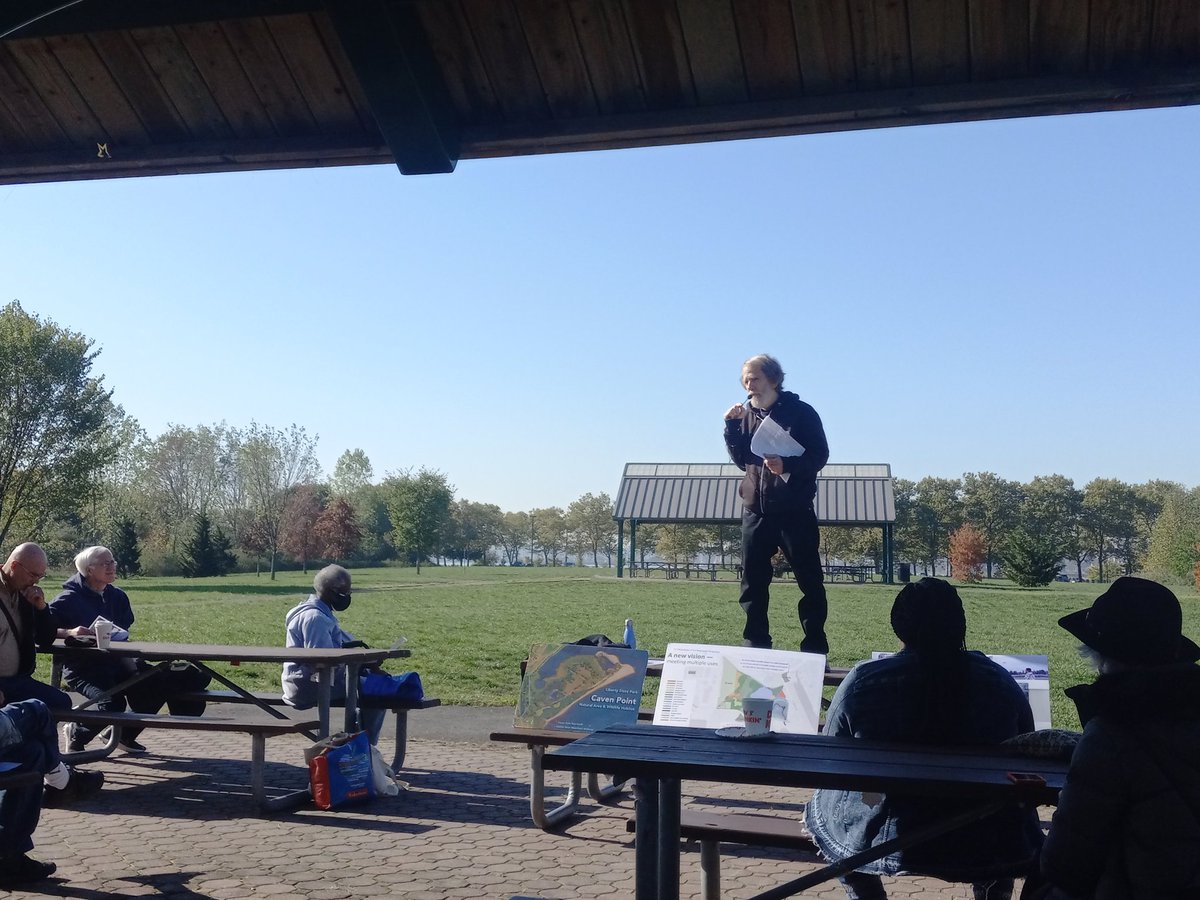 EleanaLittle's tweet photo. Beautiful day for the @LibertyParkNJ members meeting ๐ฝ๐
Grateful for the FOLSP board and all advocates for the tireless work to #SaveLSP #ProtectCavenPoint https://t.co/nNmOWK1lJX