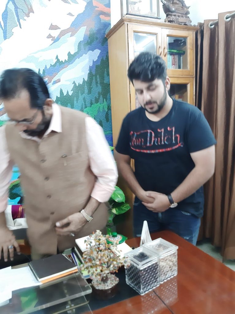 KHALIDMAGRAY3's tweet photo. Warm Birthday Greetings to Former Union Minister, GOI Shri @naqvimukhtar Ji 

Prayers &amp; wishes for his happiness and long life! https://t.co/zcV7tY9nXq