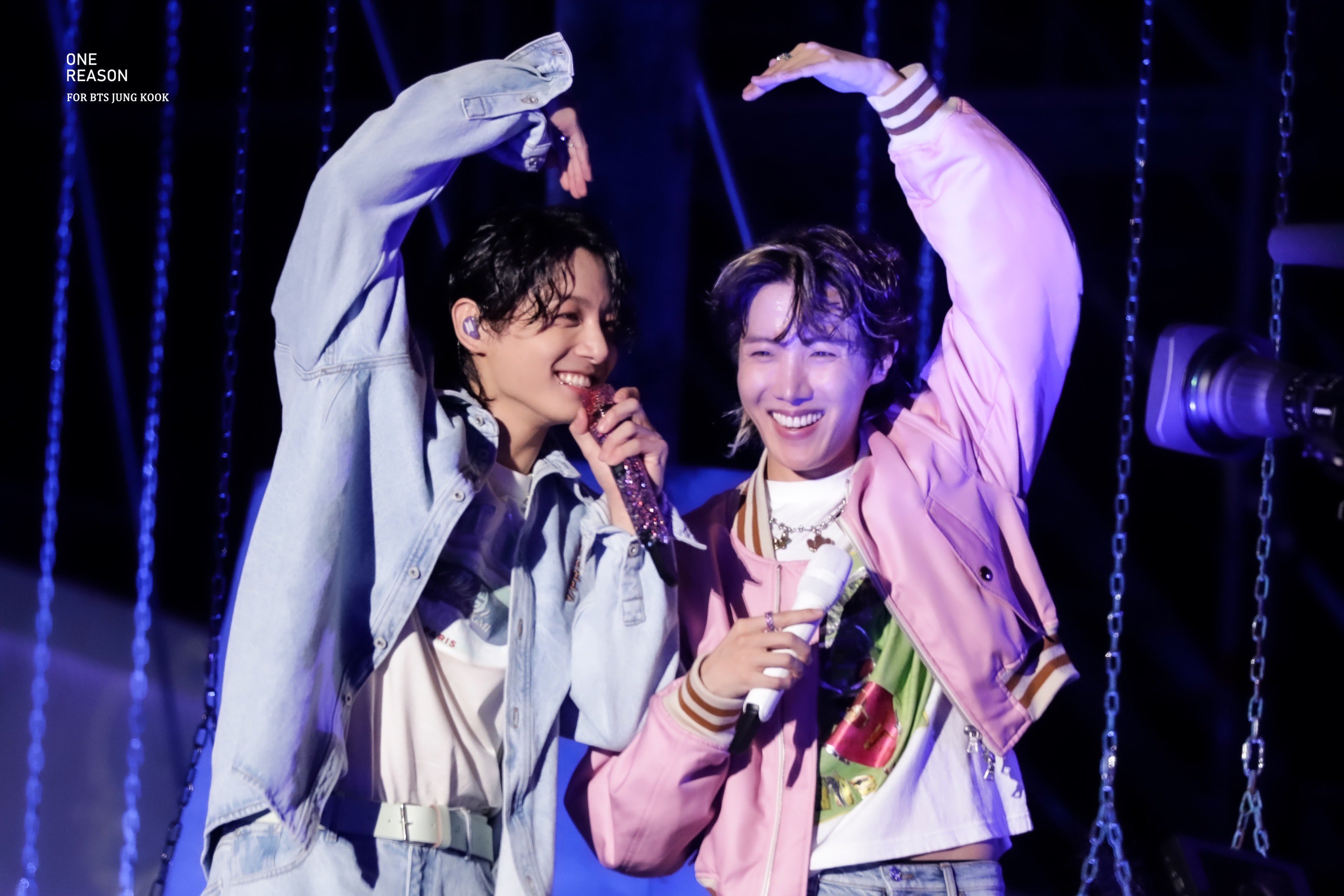 BTS コンサート　DVD Blu-ray 付属　フォトブック BTS コンサート DVD Blu-ray 付属 フォトブック