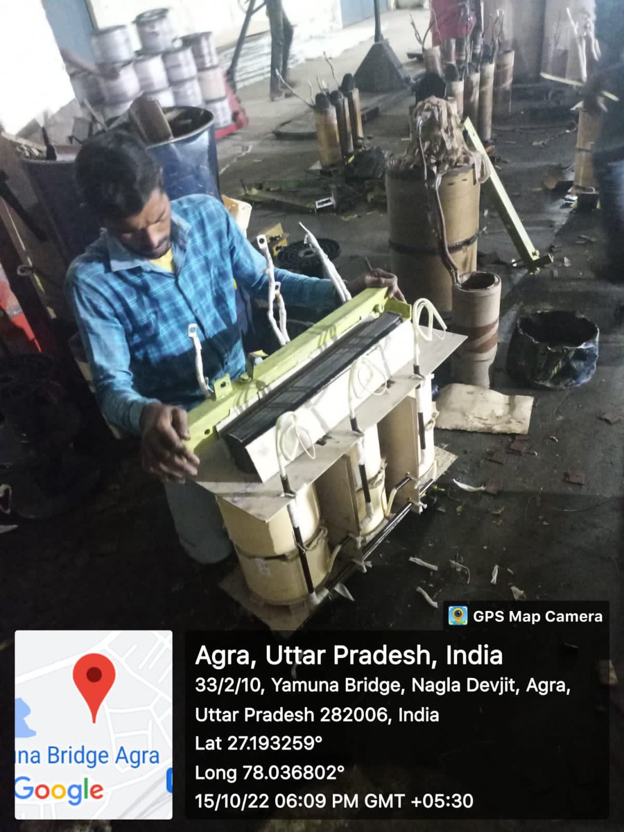 अधीक्षण अभियंता कार्यशाला मंडल आगरा के निर्देशानुसार आगामी त्योहारो पर निर्बाध विद्युत आपूर्ति सुनिश्चित करने हेतु अधिक से अधिक परिवर्तक उपलव्धता सुनिश्चित हेतु जनपद आगरा कार्यशाला में रात्रिकालीन पाली में भी परिवर्तक रिपेयर कार्य किया जा रहा है। <a href="/mduppcl/">MDUPPCL</a> <a href="/UPPCLLKO/">UPPCL</a> <a href="/dvvnlhq/">Dakshinanchal Vidyut Vitran Nigam Limited</a>