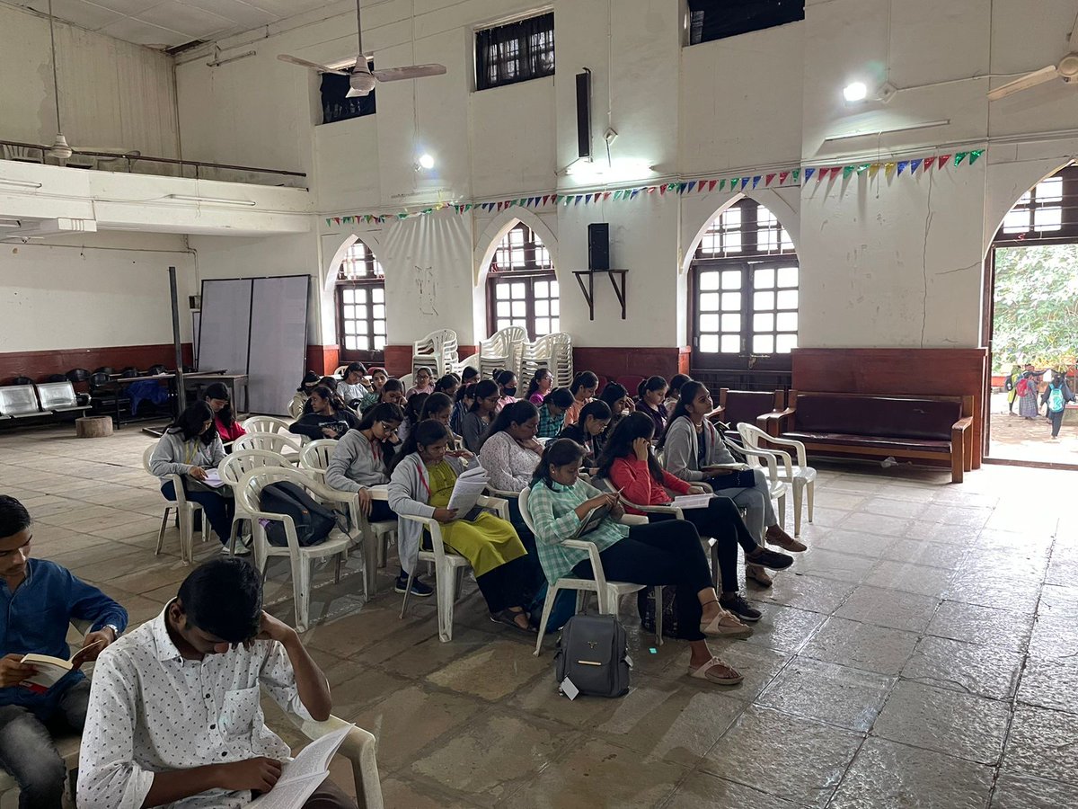 BmccNss's tweet photo. Deccan Education Society's Brihan Maharashtra College of Commerce National Service Scheme 
On the occasion of birth anniversary of Dr. A P J Abdul Kalam, we celebrated Book Reading Inspiration Day. 
@_NSSIndia @BMCCpune @MaharashtraNSS @NssMaharashtra @PMOIndia @YASMinistry https://t.co/sLdB40D2oU