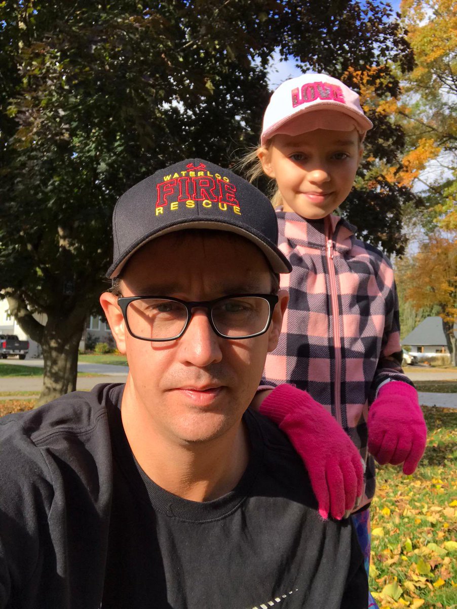 MonteMcNaughton's tweet photo. This morning, Annie &amp; I went on a #RunForUkraine to raise money for winter boots and socks for the Armed Forces of Ukraine as they fight for their country.

Learn how you can help at https://t.co/NeBYO8fv3Z https://t.co/qAkCQcApi6