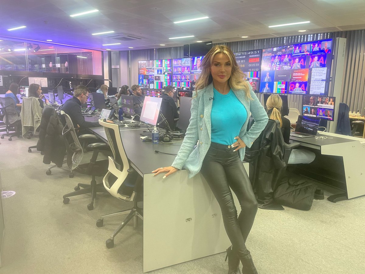 Lizzie Cundy tweet media