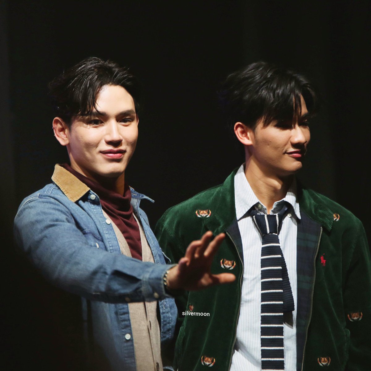 2silver_moon's tweet photo. #TayNewFMKorea2022 
#Tawan_V #Newwiee https://t.co/VCGErmufLe