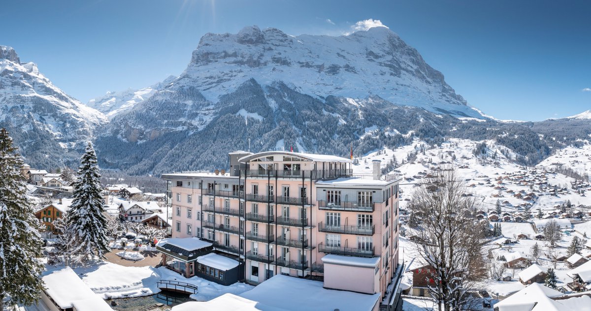 SwissQuality's tweet photo. Swiss Quality Hotels.
whenever. whatever. wherever. we love serving you!

#SwissQualityHotels #SwissQualityMoments #hotels #hospitality #switzerland #travel #wellness #wellbeing #boutique #gourmet #alps #berge #meetings #hiking #lakes #nature #snow #winter #summer #automn #cities https://t.co/8oxQPUoT8c