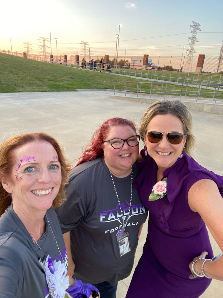 jvhsprincipal's tweet photo. Whether you are a current @JerseyVillageHS Falcon, a former Falcon or a future Falcon, one thing is for sure, once a Falcon always a Falcon, from 1972 to 2022 and beyond! #lovemyvillage #riseandsoar https://t.co/vNDBEftvXa