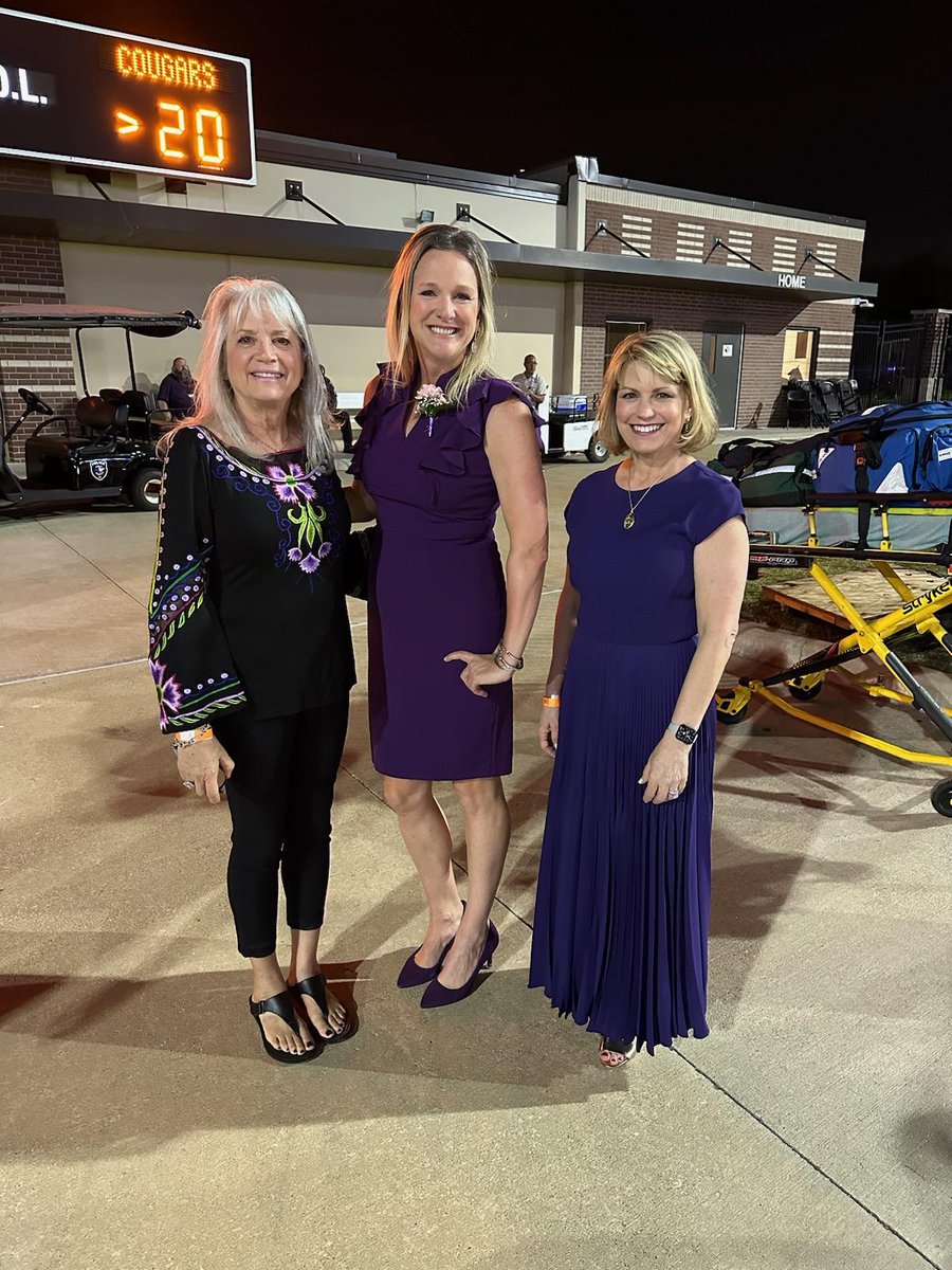jvhsprincipal's tweet photo. Whether you are a current @JerseyVillageHS Falcon, a former Falcon or a future Falcon, one thing is for sure, once a Falcon always a Falcon, from 1972 to 2022 and beyond! #lovemyvillage #riseandsoar https://t.co/vNDBEftvXa