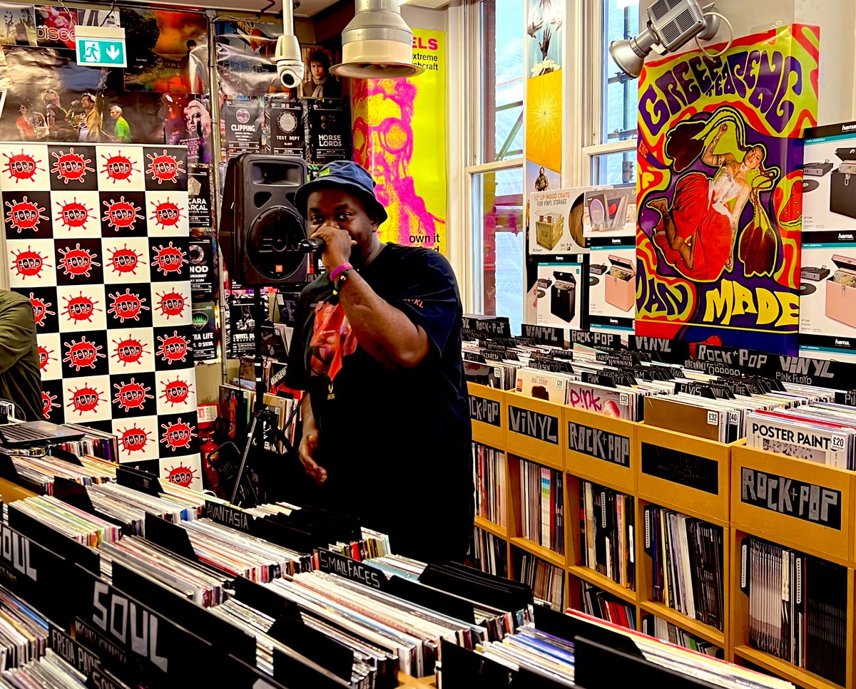Fopp Covent Garden tweet media