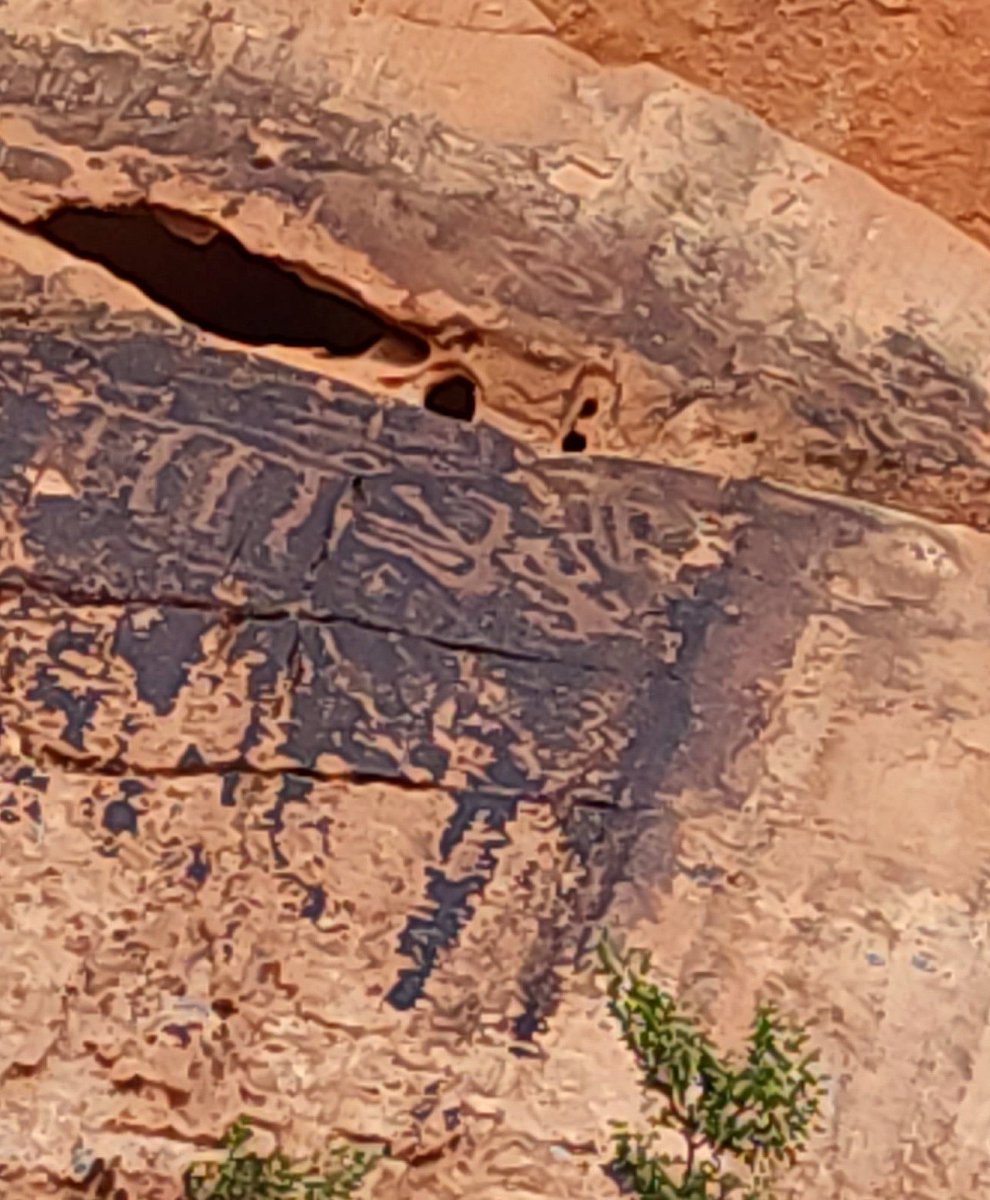 bertadee812's tweet image. Special evening yesterday; forever in awe of standing where others have been thousands of years ago.