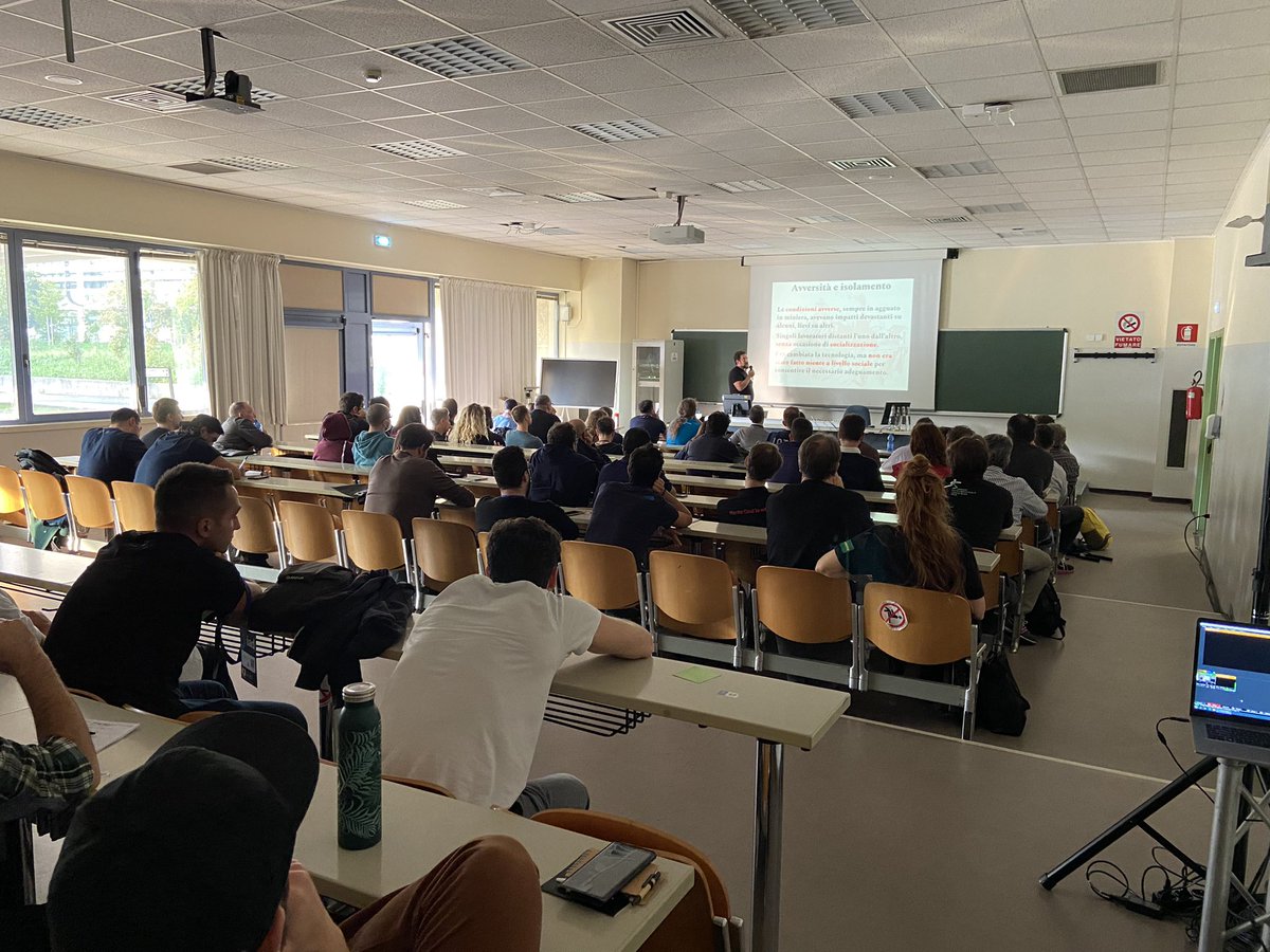 AgileMovementIT's tweet photo. 🔵 ITALIAN AGILE DAYS 2022 🔵
“Dal carbone al software: i sistemi socio-tecnici.”
Ferdinando Santacroce 

#IAD22 
🗺️ Università degli Studi di Brescia https://t.co/oiHiXTzW9G