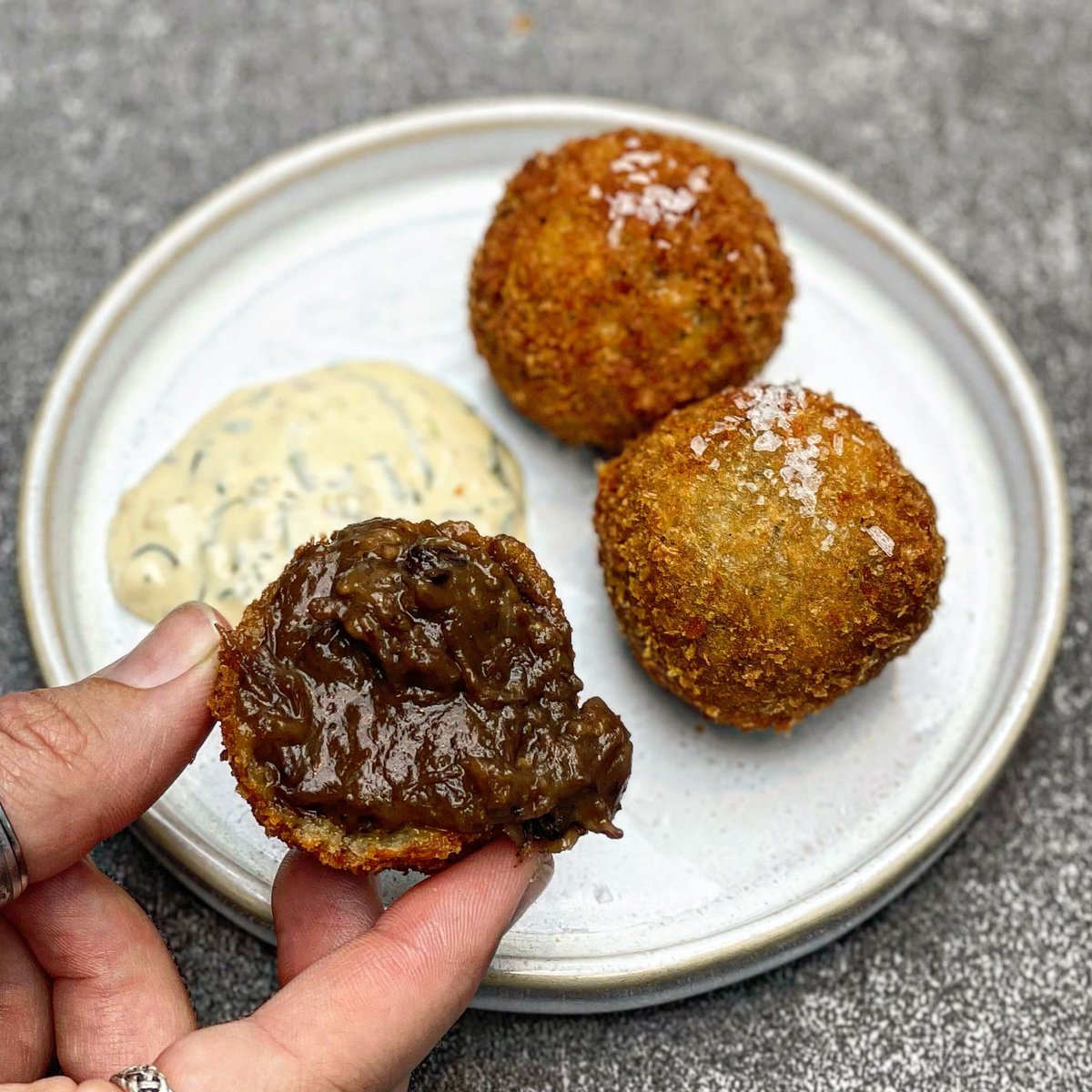 Owen Morgan tweet media