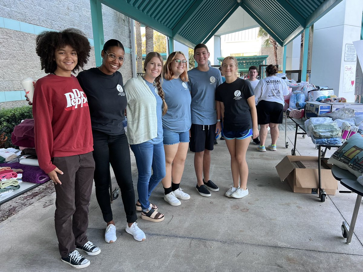 Atlantic_AEMS's tweet photo. AHS “Yard Give” for our shark families impacted by the hurricane ❤️ thank you to all of our AEMS students that were able to lend a hand! #sharksarerising @sharksahs 🦈 https://t.co/Dm1BbqJjeV